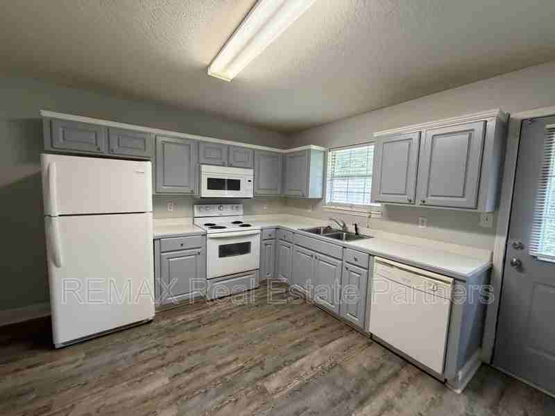 914F Wpa Rd - Photo 5 of 13