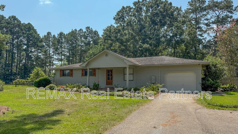 1007 Highway #3196452864 - Photo 2 of 15