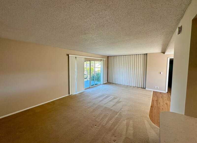 305 Moreton Bay Ln #6 - Photo 7 of 12