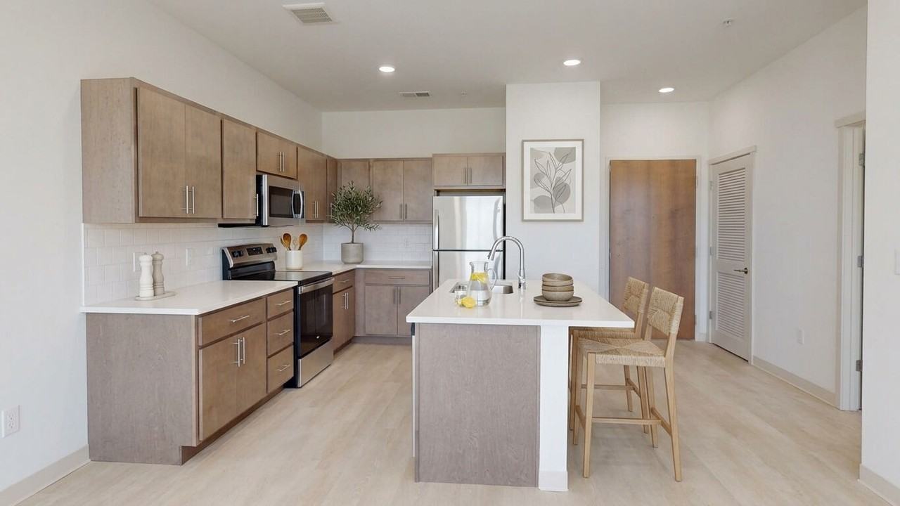 Winsor Place - Photo 2 of 31