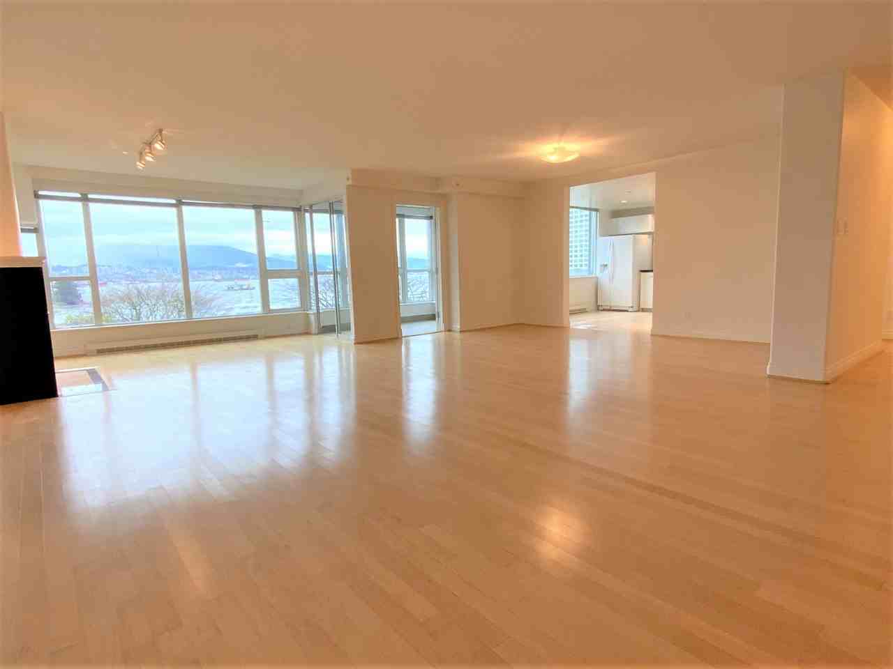 535 Nicola Street - Photo 3 of 12