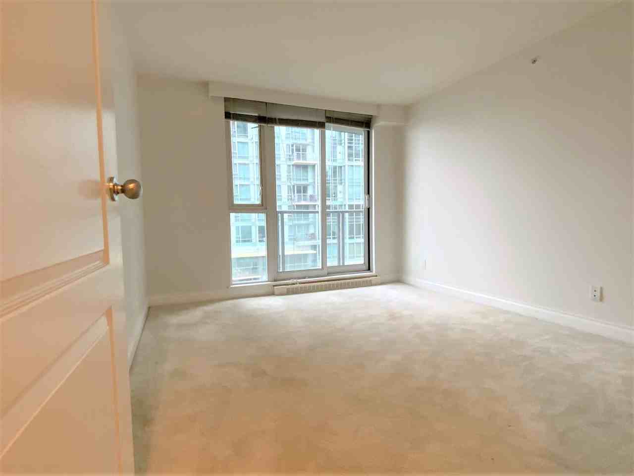 535 Nicola Street - Photo 7 of 12