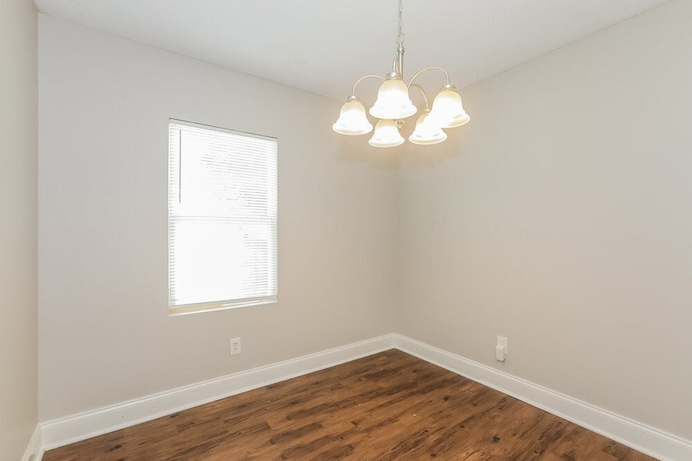 6262 Creekford Ln - Photo 6 of 17