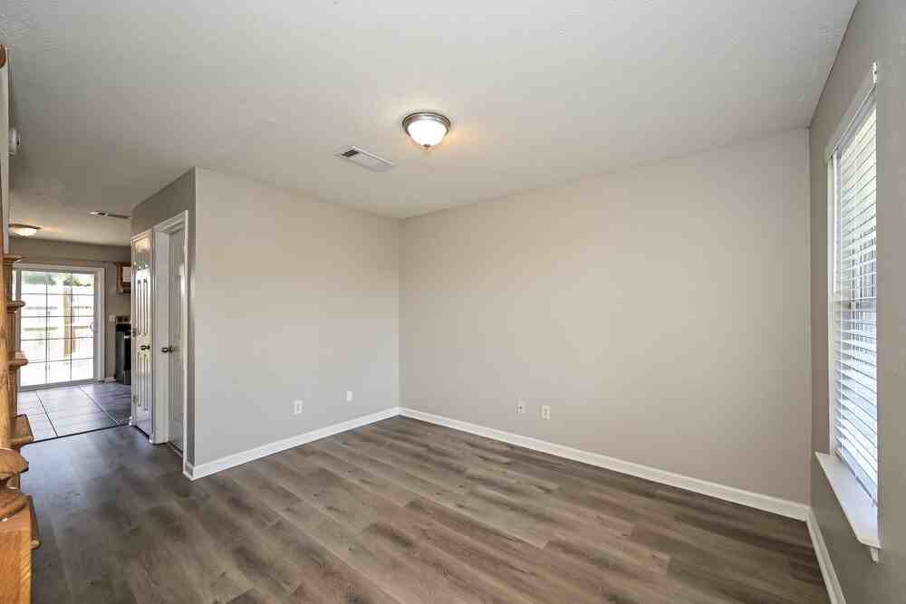 4080 Nir Shreibman Blvd #5 - Photo 5 of 17