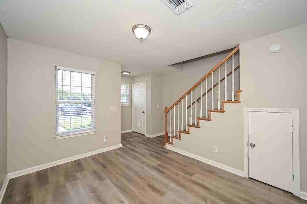 4080 Nir Shreibman Blvd #5 - Photo 6 of 17