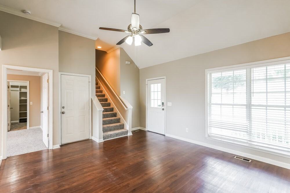 2838 Candlewicke Dr - Photo 5 of 17
