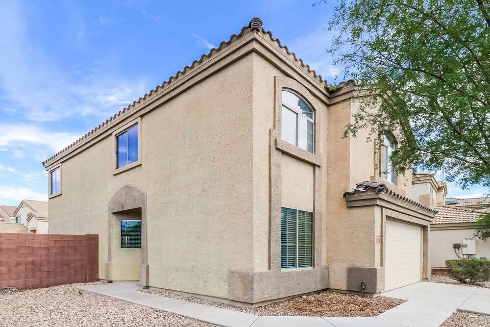 21790 W Ashleigh Marie Dr - Photo 4 of 17