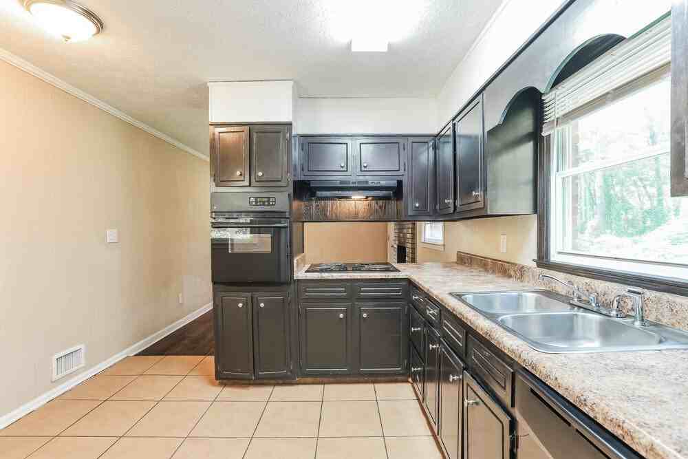 4036 N Bent Pine Ct - Photo 7 of 16