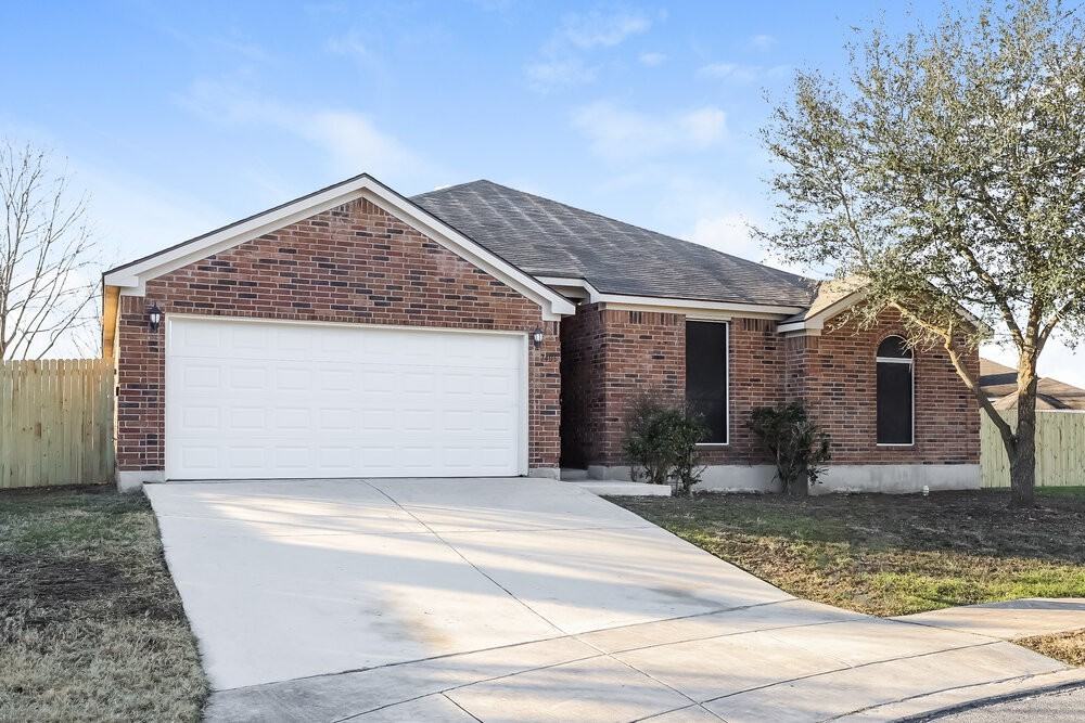 7406 Horizon Pt - Photo 2 of 16