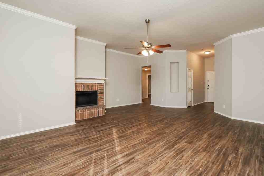 7406 Horizon Pt - Photo 4 of 16