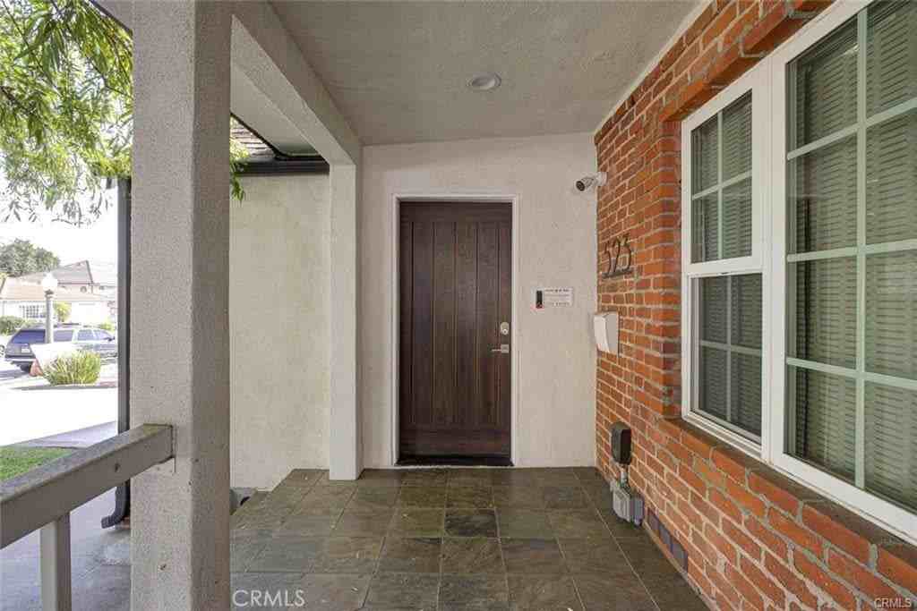 523 E Fairmount Rd - Photo 4 of 50