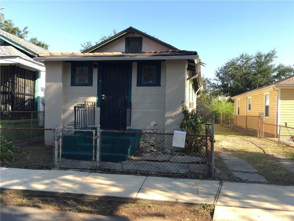 3821 Panama Ct - Photo 3 of 14
