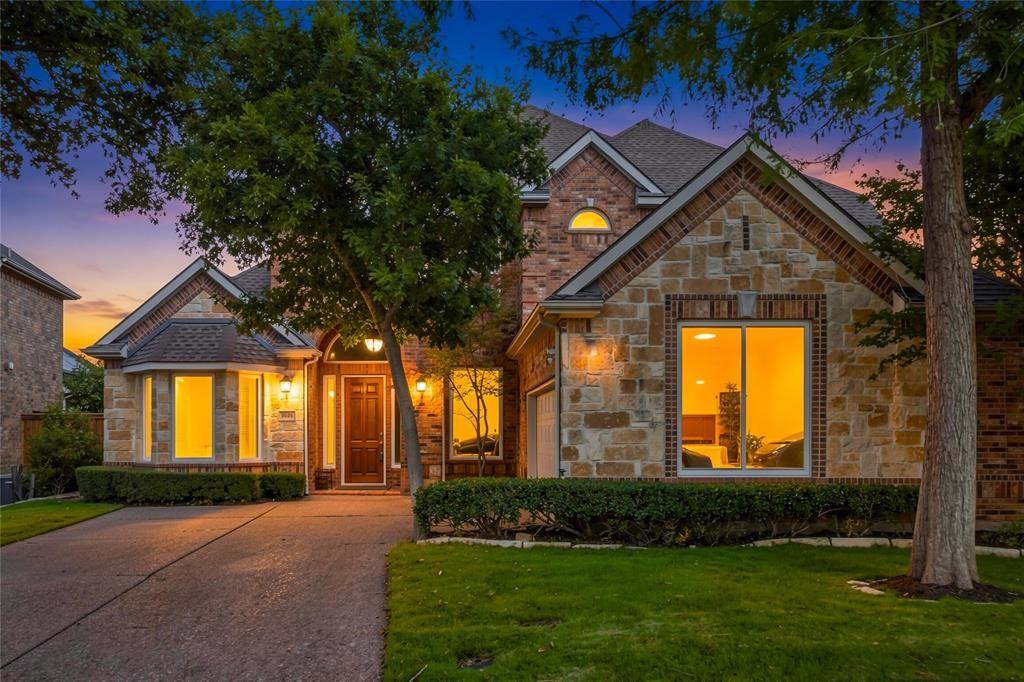 9024 Bottlebrush Ln - Photo 2 of 37