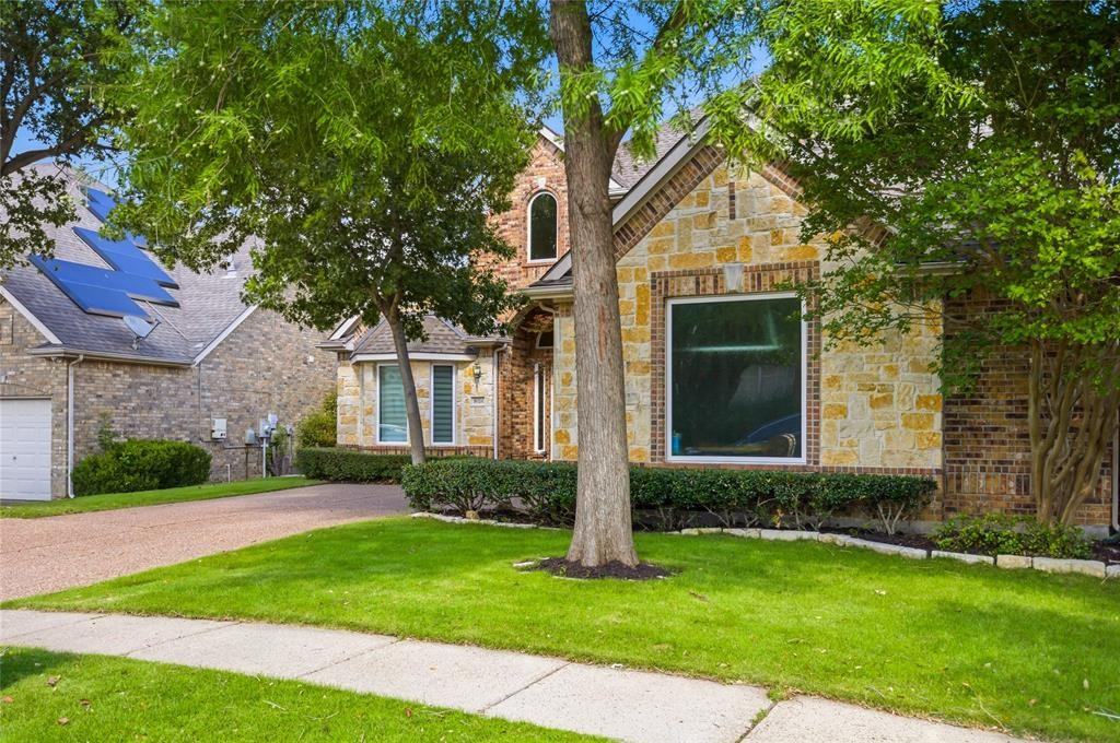 9024 Bottlebrush Ln - Photo 4 of 37