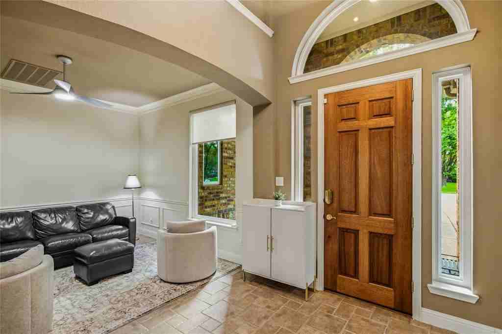 9024 Bottlebrush Ln - Photo 6 of 37