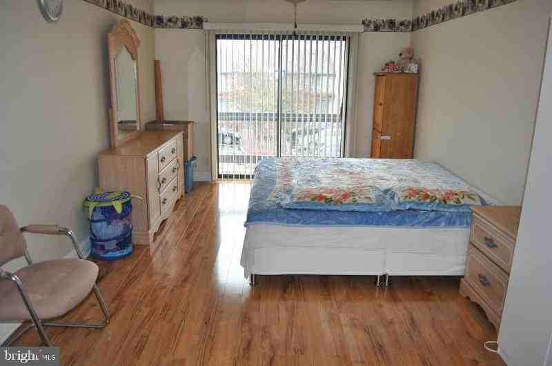11 Woodhill St - Photo 2 of 8