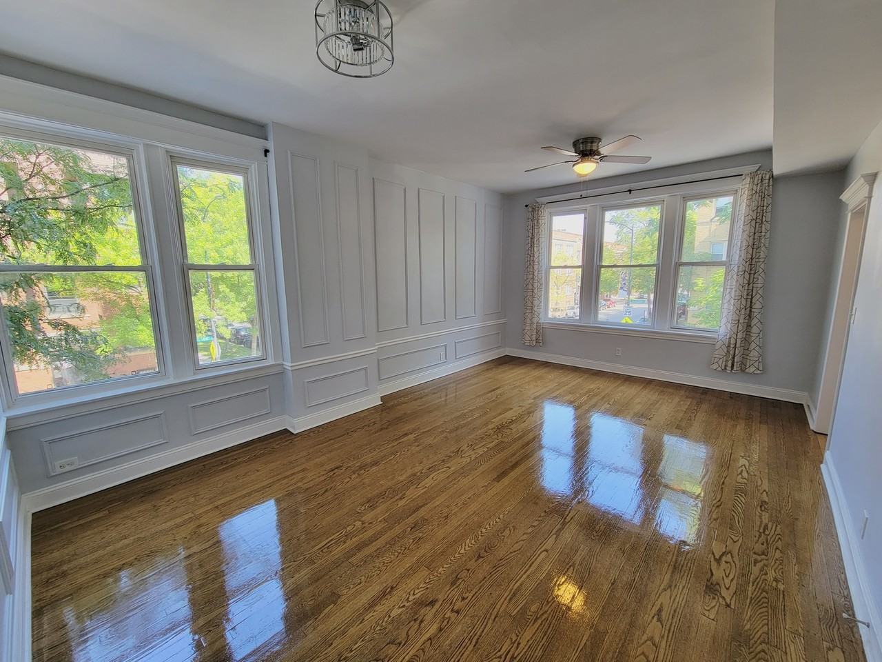 4552 N Claremont Ave ##1 - Photo 2 of 25