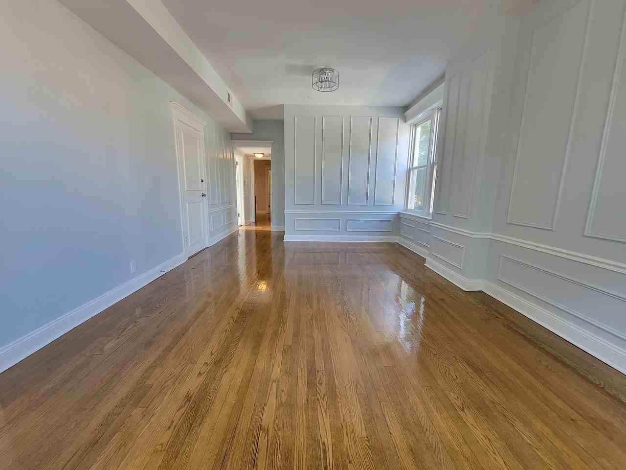 4552 N Claremont Ave ##1 - Photo 4 of 25