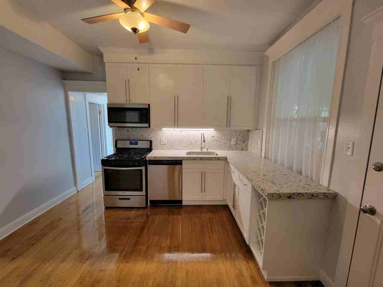 4552 N Claremont Ave ##1 - Photo 7 of 25