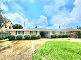 featured image of 111 Lambda St ##4