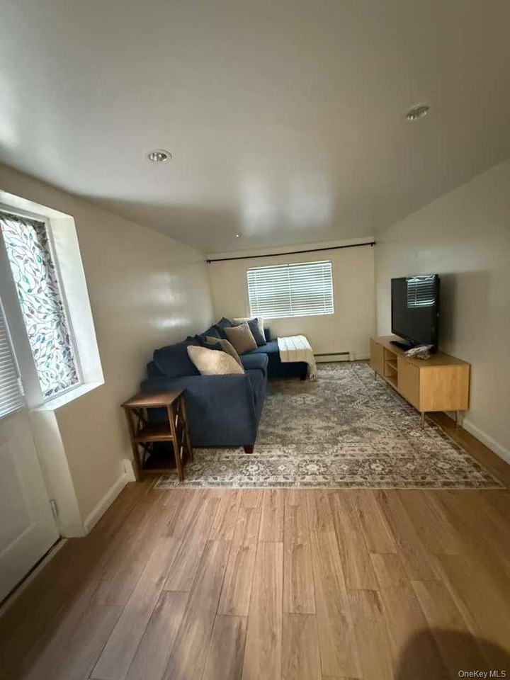 3394 B Drive , 1 ##1 - Photo 6 of 8