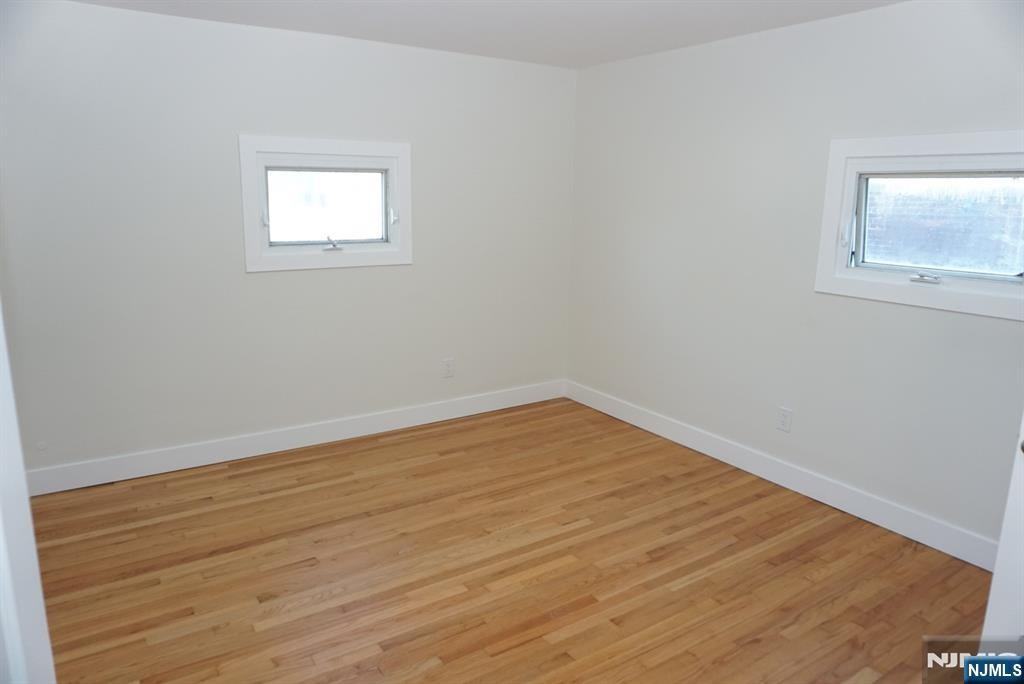 236238 Stuyvesant Ave ##3 - Photo 5 of 7
