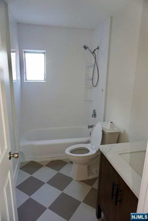 236238 Stuyvesant Ave ##3 - Photo 7 of 7