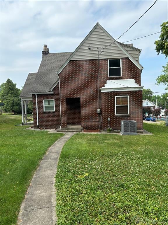 4105 E 3rd St - Photo 2 of 8