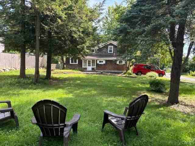 201 Clinton St - Photo 5 of 28
