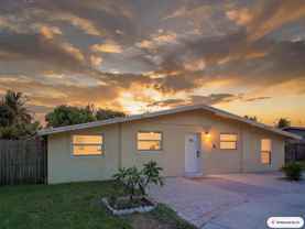 226 E Gateway Blvd - Photo 1 of 1