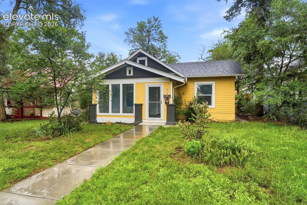 824 E Moreno Ave - Photo 3 of 34