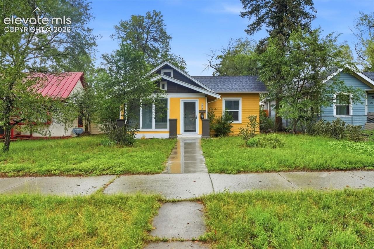 824 E Moreno Ave - Photo 4 of 34