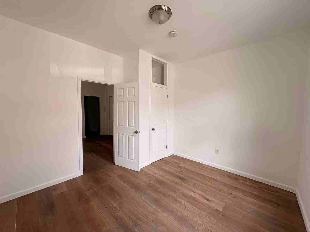 25 Rock St ##2 - Photo 4 of 15