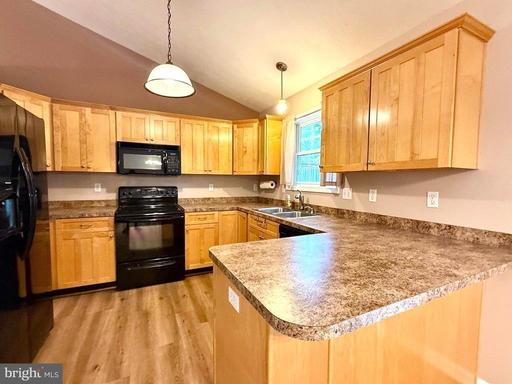 45880 Buck Hewitt Rd - Photo 5 of 22