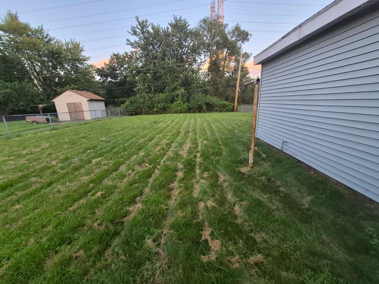 861 Campbell Ave - Photo 2 of 9