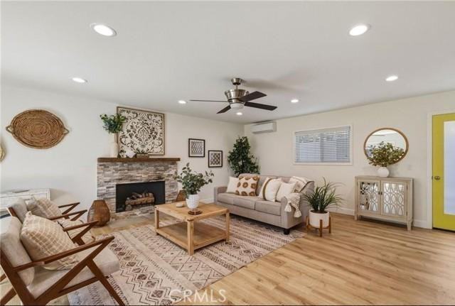 2611 Alvord Ln - Photo 7 of 14