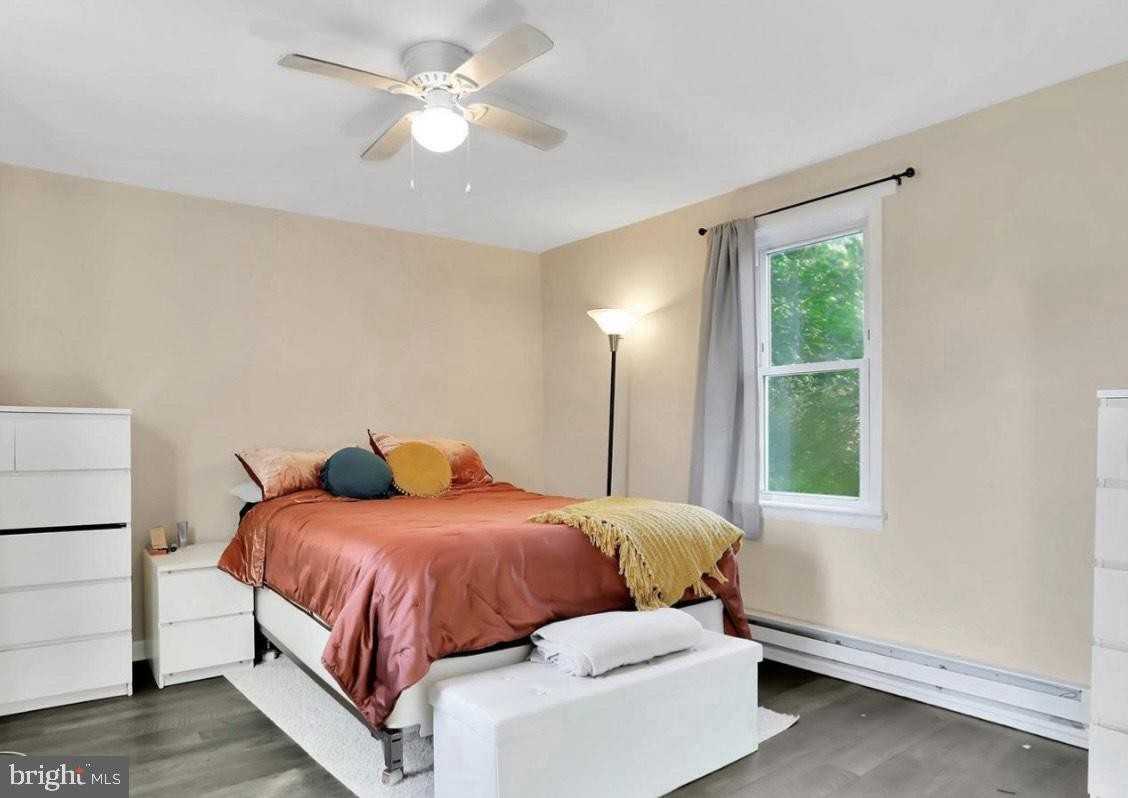 316 W 9th St - Photo 7 of 15