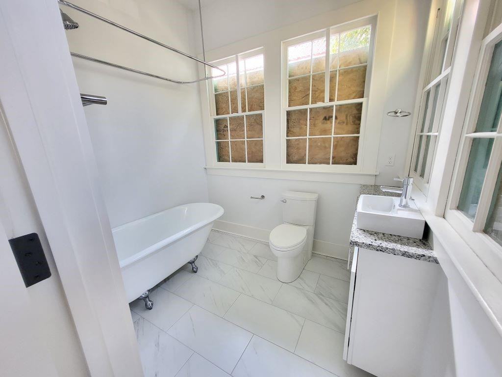 1940 N Rampart St ##101 - Photo 5 of 10