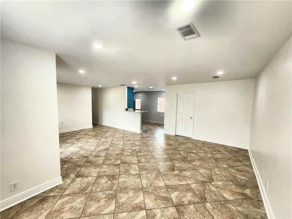121 Alfred St - Photo 6 of 22