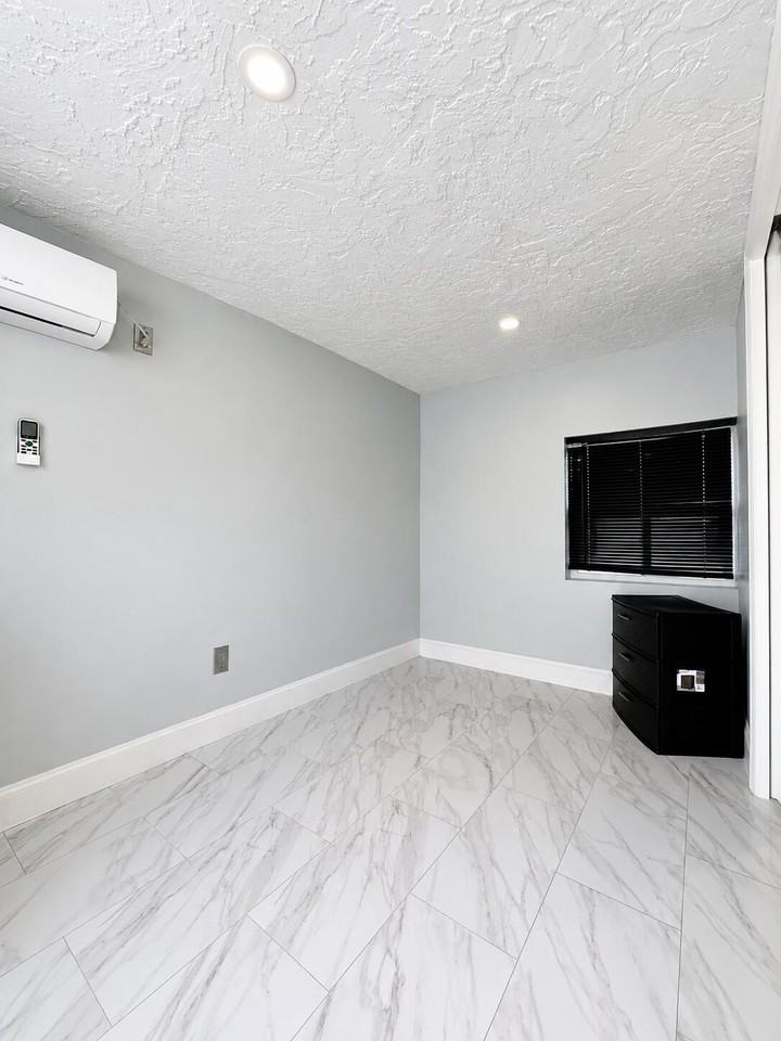 173 W 16th St - Photo 5 of 7