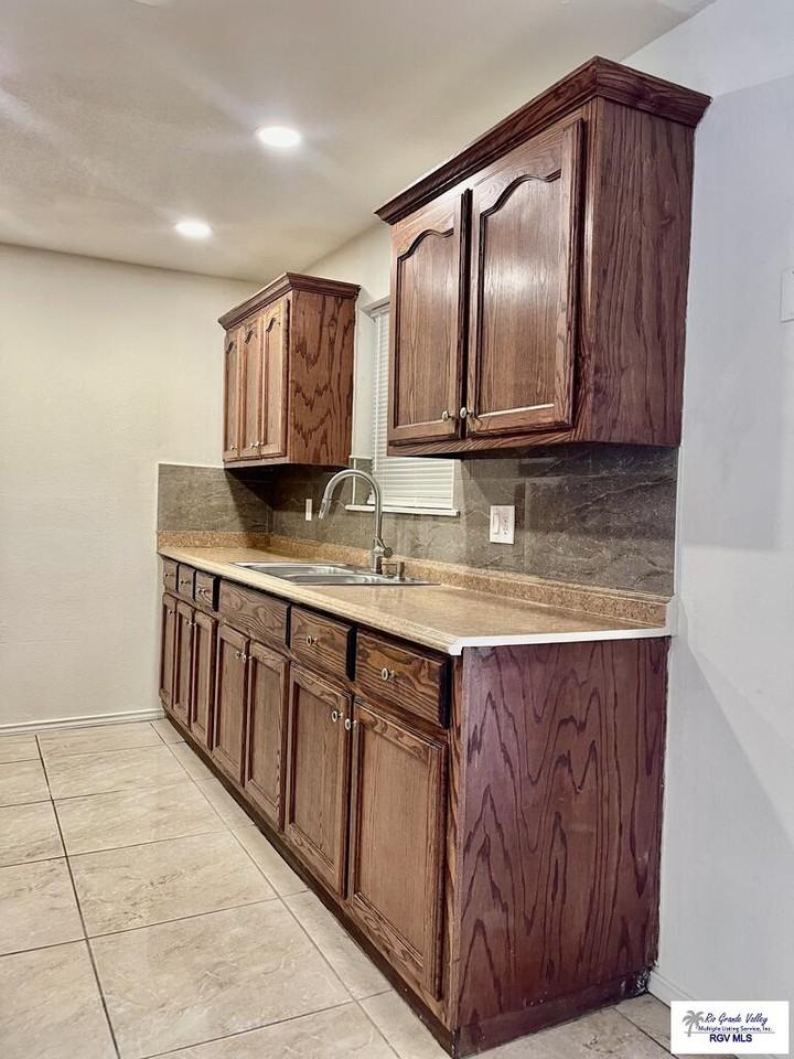 4853 Paseo Del Rey Dr - Photo 6 of 19