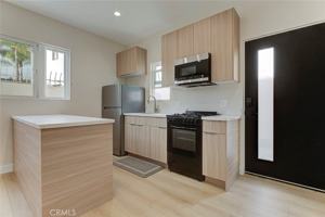 featured image of 1913 Eden Ave