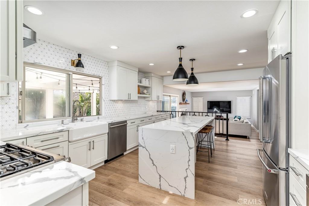 9604 Newfame Cir - Photo 3 of 22