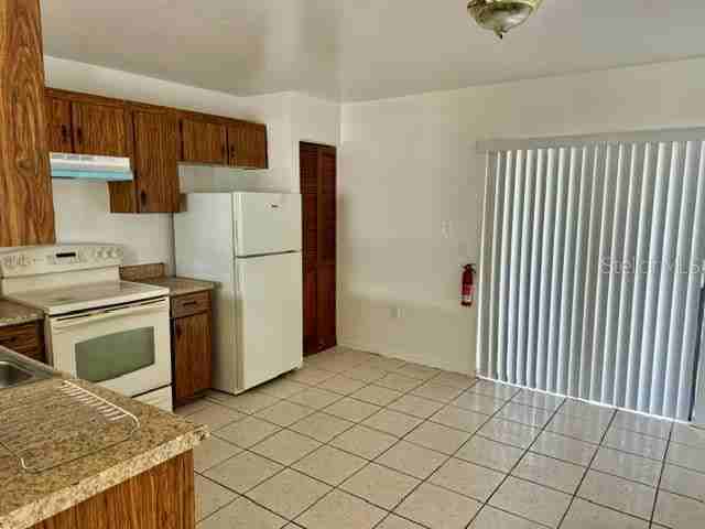 306 Caldbeck Way - Photo 3 of 12