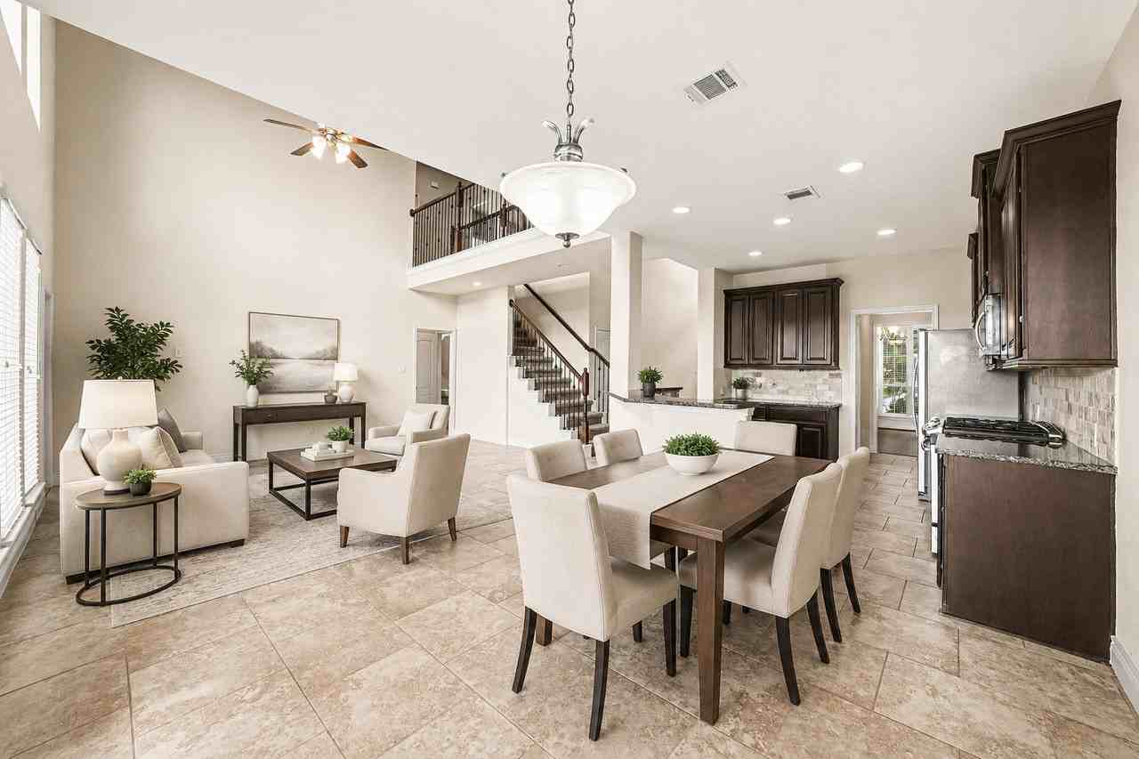 2310 Falcon Brook Dr - Photo 5 of 16