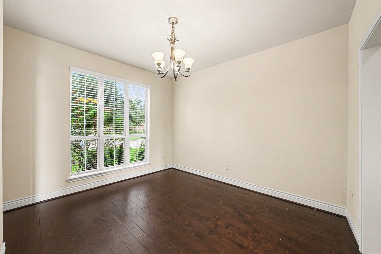2310 Falcon Brook Dr - Photo 6 of 16
