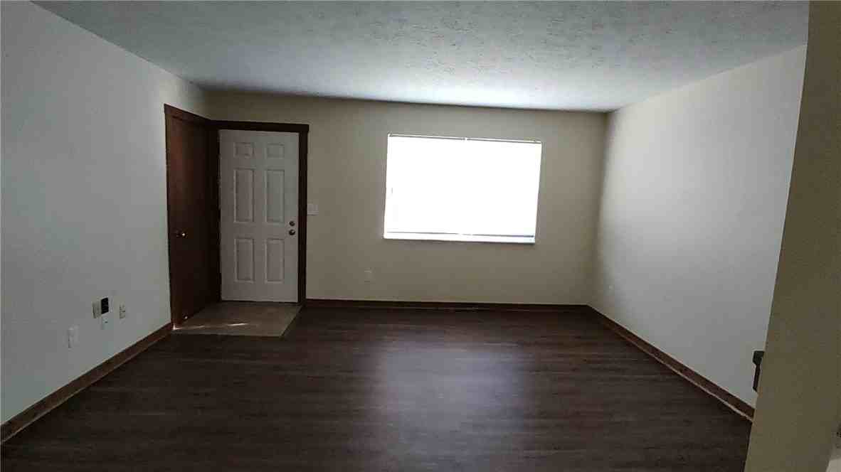 5 S Maple St ##A - Photo 3 of 16