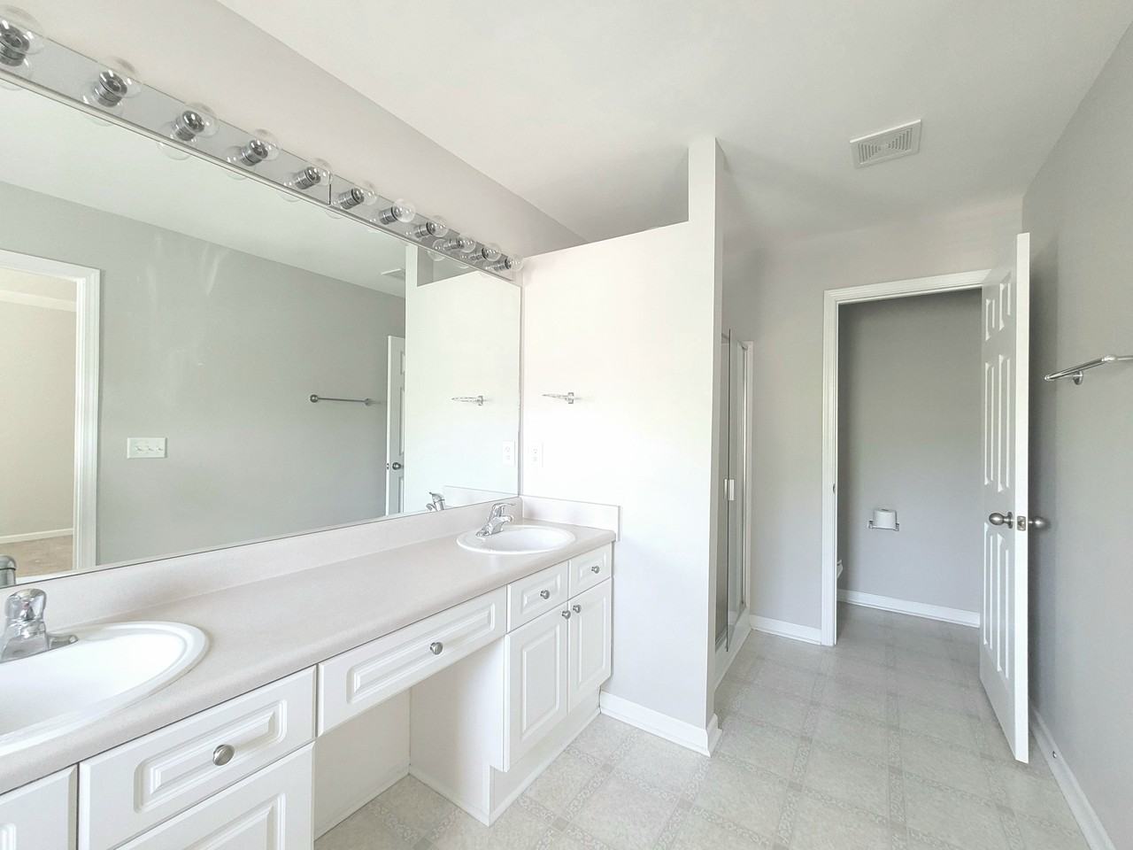 212 Brushy Creek Ln - Photo 5 of 13