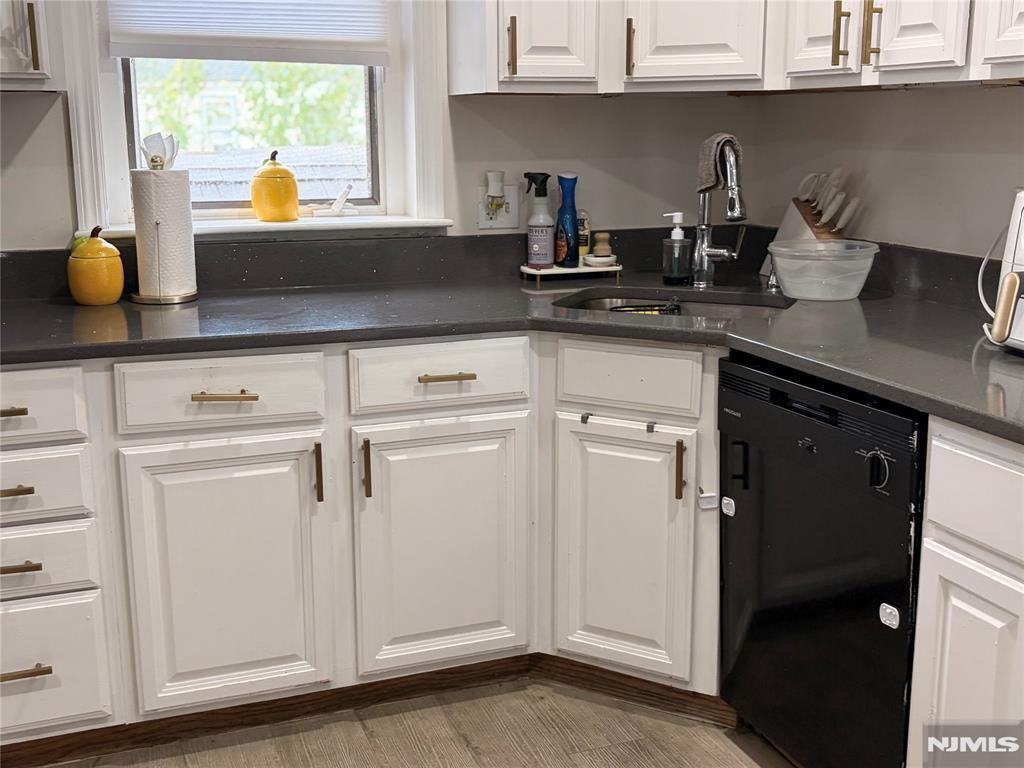 114 Woodland Ave - Photo 4 of 11