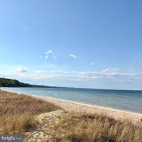featured image of 1570 Overlook Dr
